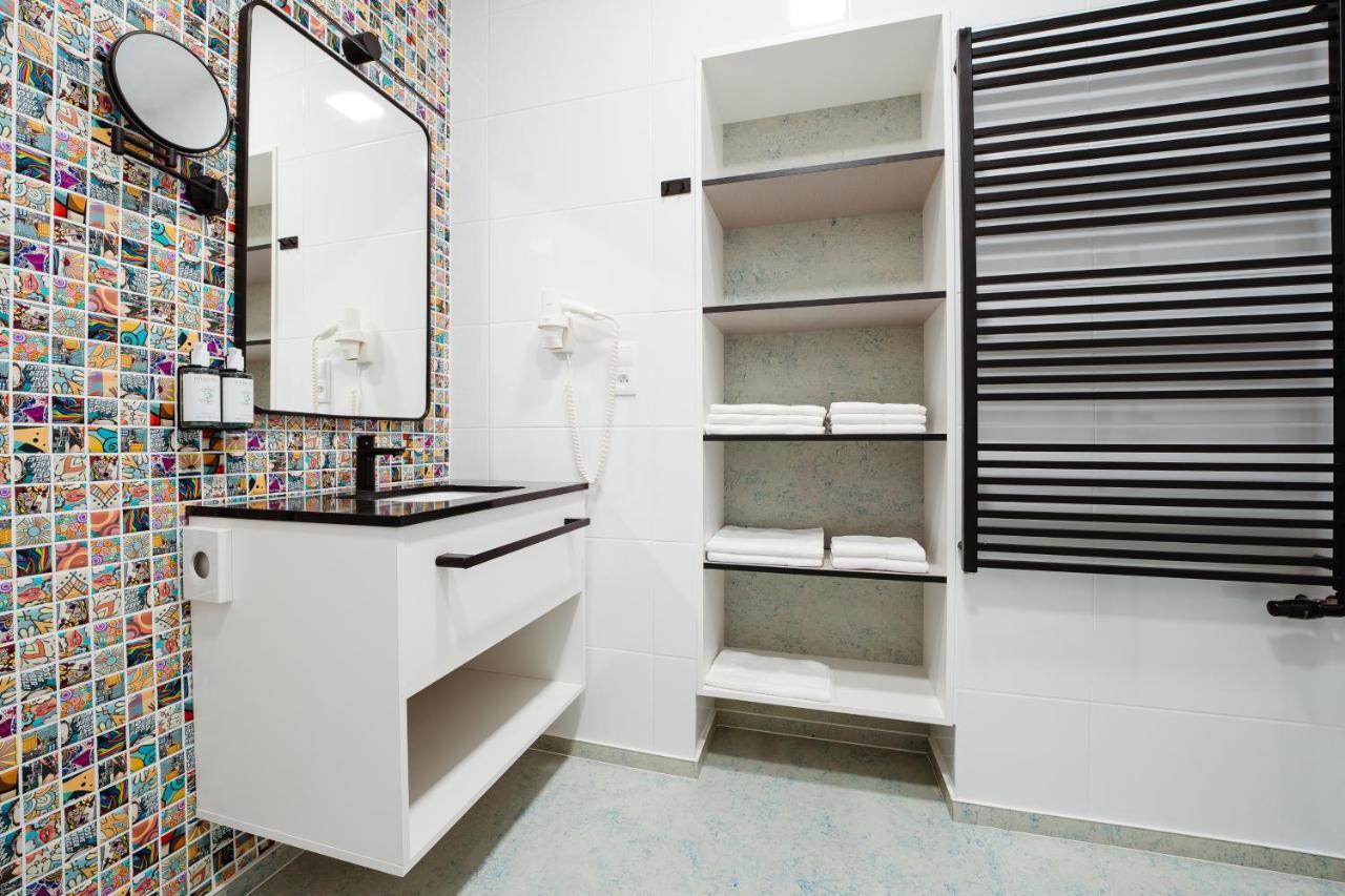 Family Apartments By Astoria Hotel & Medical Spa Карлови Вари Екстериор снимка
